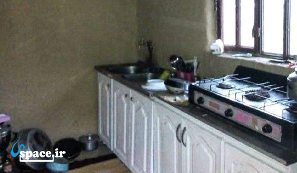 آشپزخانه اقامتگاه بوم گردی نوشا - روستای نوشا - تنکابن - مازندران